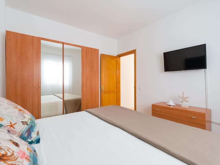 Vivienda Vacacional Irene アリナガ エクステリア 写真
